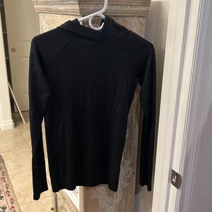 Lululemon black Restless pullover hoodie size 6